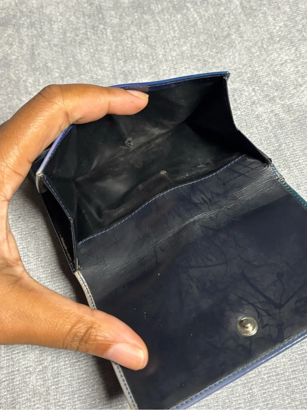 Ferragamo navy blue leather wallet #luxury #leathergoods